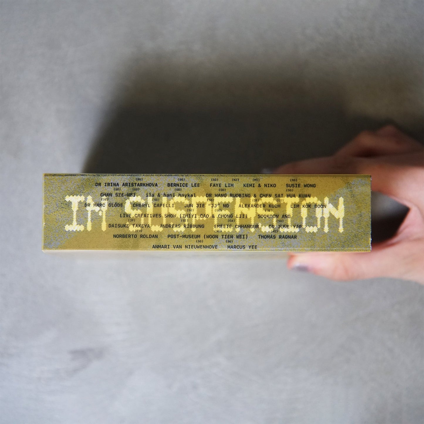 In Suspension (2022)